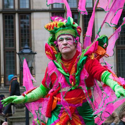 27. Bremer Samba- und Maskenkarneval – Motto: Metamorphose (11.02.2012) – Foto 10