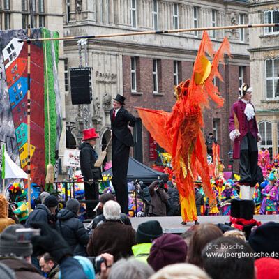 27. Bremer Samba- und Maskenkarneval – Motto: Metamorphose (11.02.2012) – Foto 14