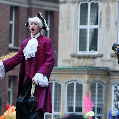 27. Bremer Samba- und Maskenkarneval – Motto: Metamorphose (11.02.2012) – Foto 17