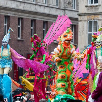 27. Bremer Samba- und Maskenkarneval – Motto: Metamorphose (11.02.2012) – Foto 20