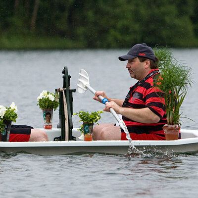 1. Bremer Badewannenregatta am Mahndorfer See – Foto 1