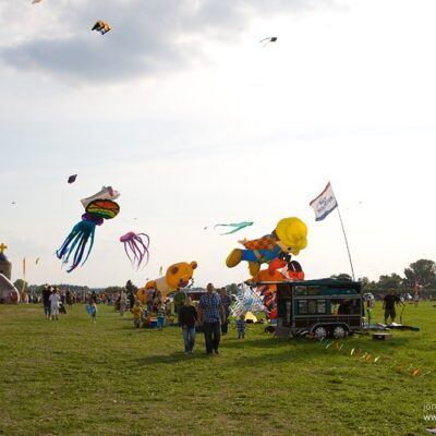 19. Drachenfest – DRACHEN ÜBER LEMWERDER & Feuerwerk – Foto 12