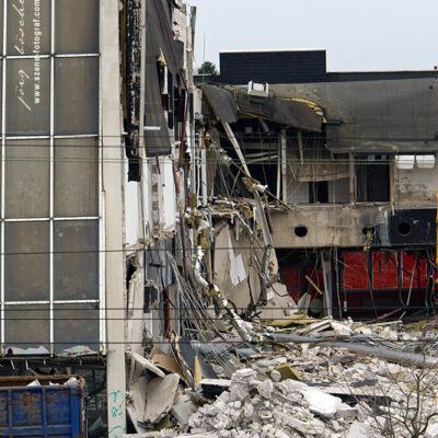 Fotos von den Abrissarbeiten EKT Einkaufszentrum – Foto 9