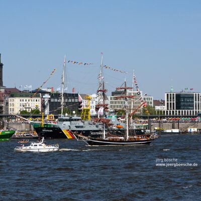 822. Hafengeburtstag Hamburg mit Schlepper-Parade – Foto 23