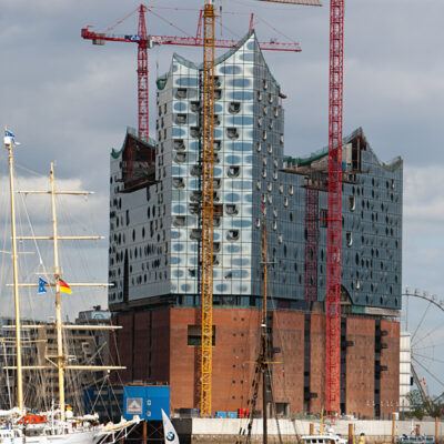 823. Hafengeburtstag Hamburg (Landungsbrücken, Schlepperballett) – 12.05.2012 – Foto 24