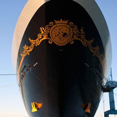 Disney Fantasy Kreuzfahrtschiff (Reederei – Disney Cruise Line) in Papenburg (15.01.2012) – Foto 10