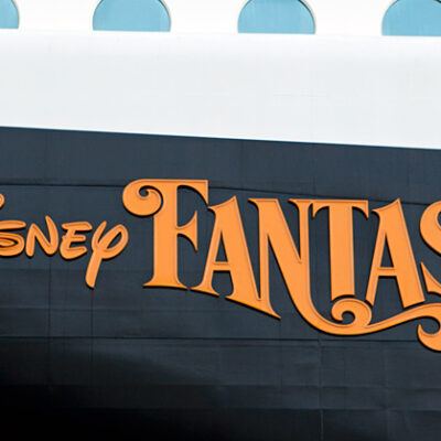 Disney Fantasy Kreuzfahrtschiff (Reederei – Disney Cruise Line) in Papenburg (15.01.2012) – Foto 13