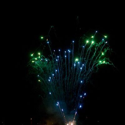 Feuerwerk: 1 Jahr Waterfront-Bremen an der Weser in Bremen (12/09/2009) – Foto 15