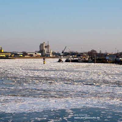 Eislaufen in Bremen auf dem Werdersee & Oberweser mit Eisschollen am Weserwehr (10.02.2012) – Foto 4