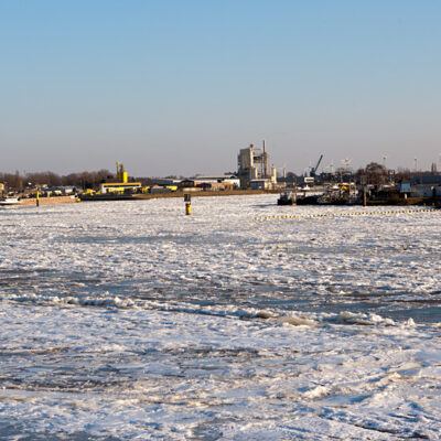 Eislaufen in Bremen auf dem Werdersee & Oberweser mit Eisschollen am Weserwehr (10.02.2012) – Foto 7