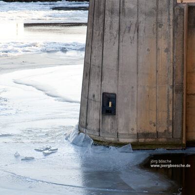 Eislaufen in Bremen auf dem Werdersee & Oberweser mit Eisschollen am Weserwehr (10.02.2012) – Foto 10