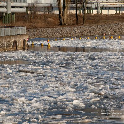 Eislaufen in Bremen auf dem Werdersee & Oberweser mit Eisschollen am Weserwehr (10.02.2012) – Foto 15