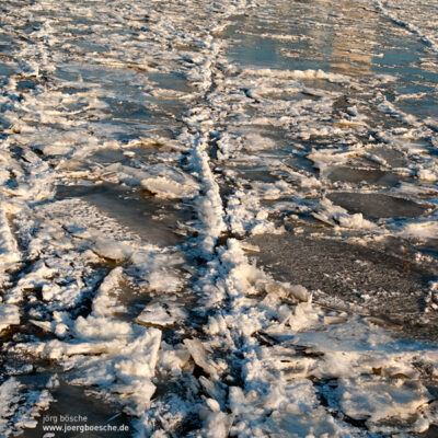 Eislaufen in Bremen auf dem Werdersee & Oberweser mit Eisschollen am Weserwehr (10.02.2012) – Foto 18