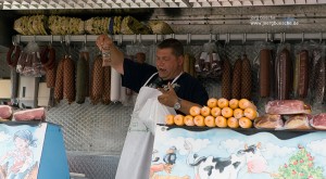 Marktschreier Wurst-Achim an der Waterfront in Bremen